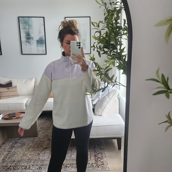 Fleece pullover - Picture 7 of 7